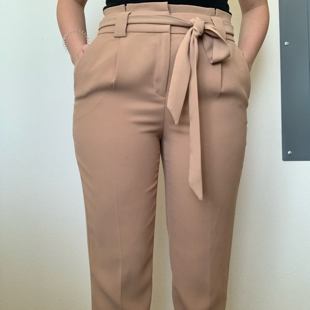 Express High Waisted Paperbag Ankle Pant size 8